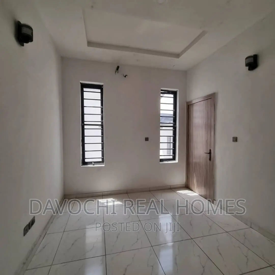4bdrm Duplex in Ikota, Lekki for rent in Lekki