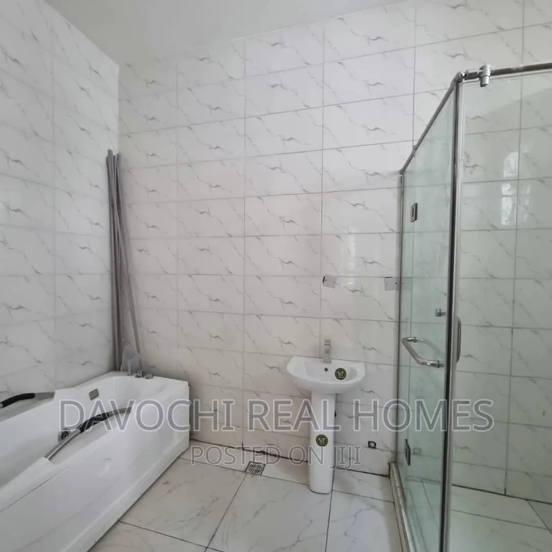 4bdrm Duplex in Ikota, Lekki for rent in Lekki