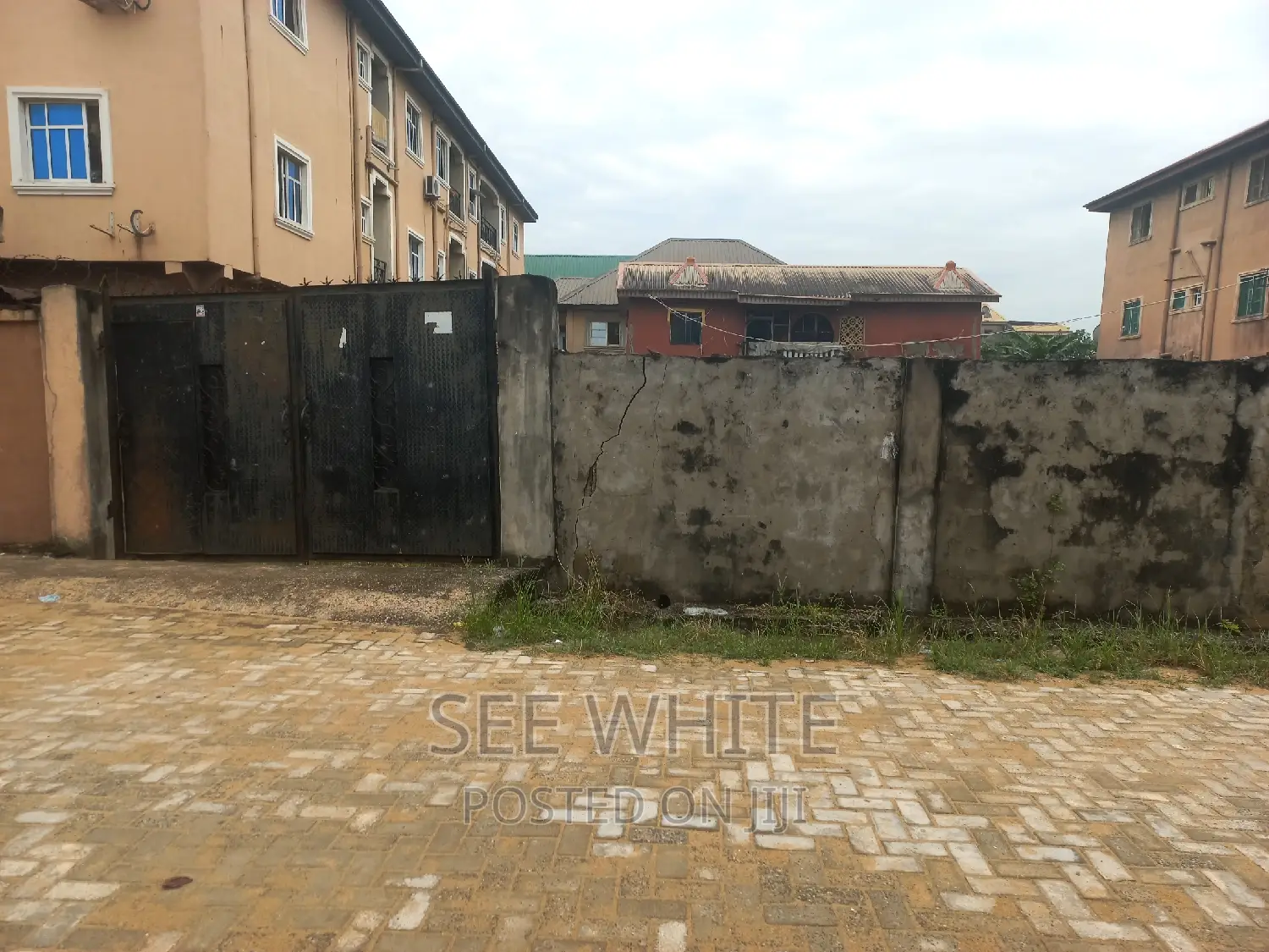 A Plot of Dry Land for Sale in Satellite Town