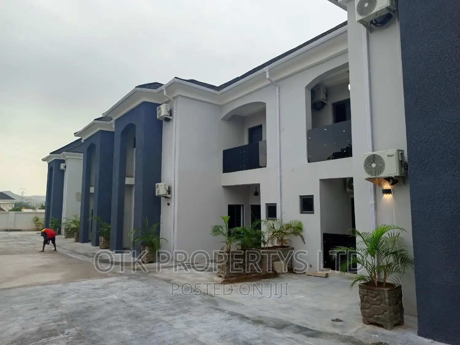 Furnished 4bdrm Duplex in Katampe Extension for sale in Katampe