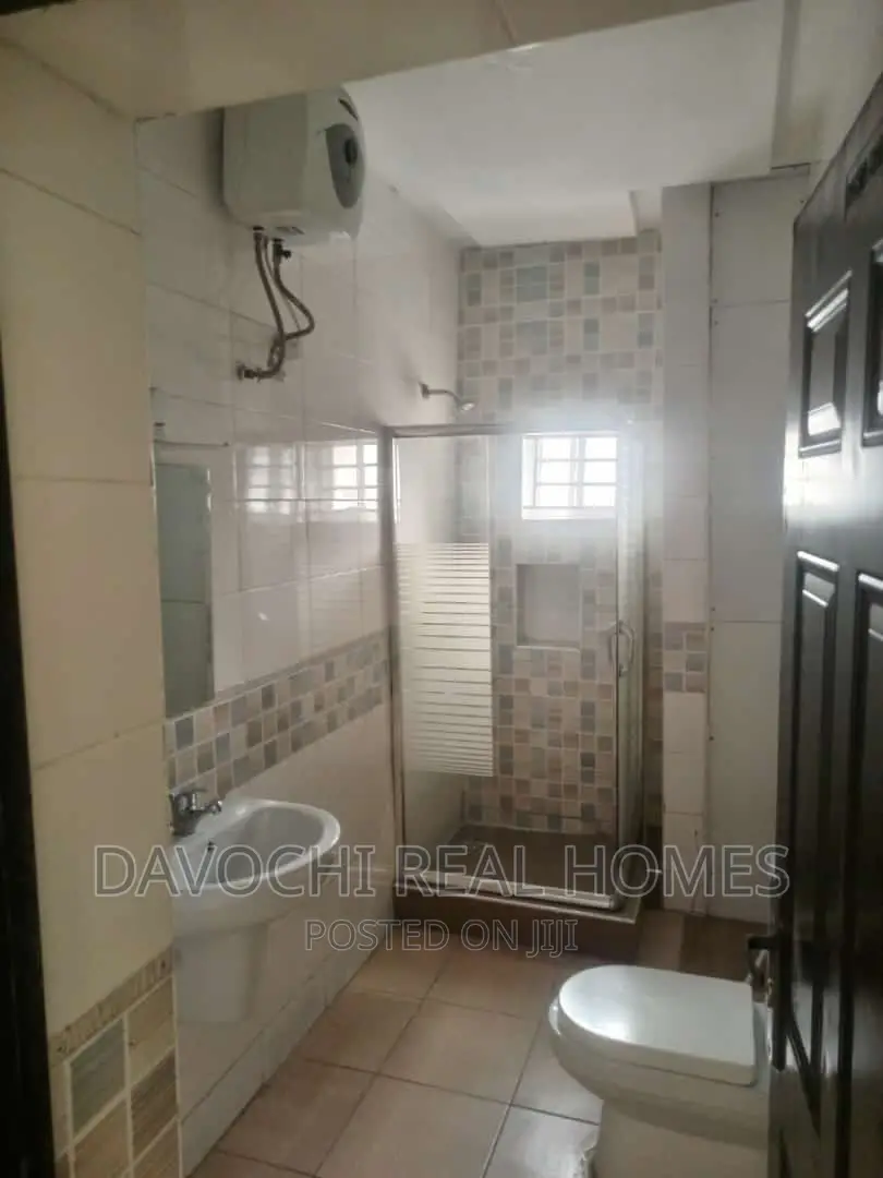 2bdrm Apartment in Chevron Drive, Lekki for rent in Lekki