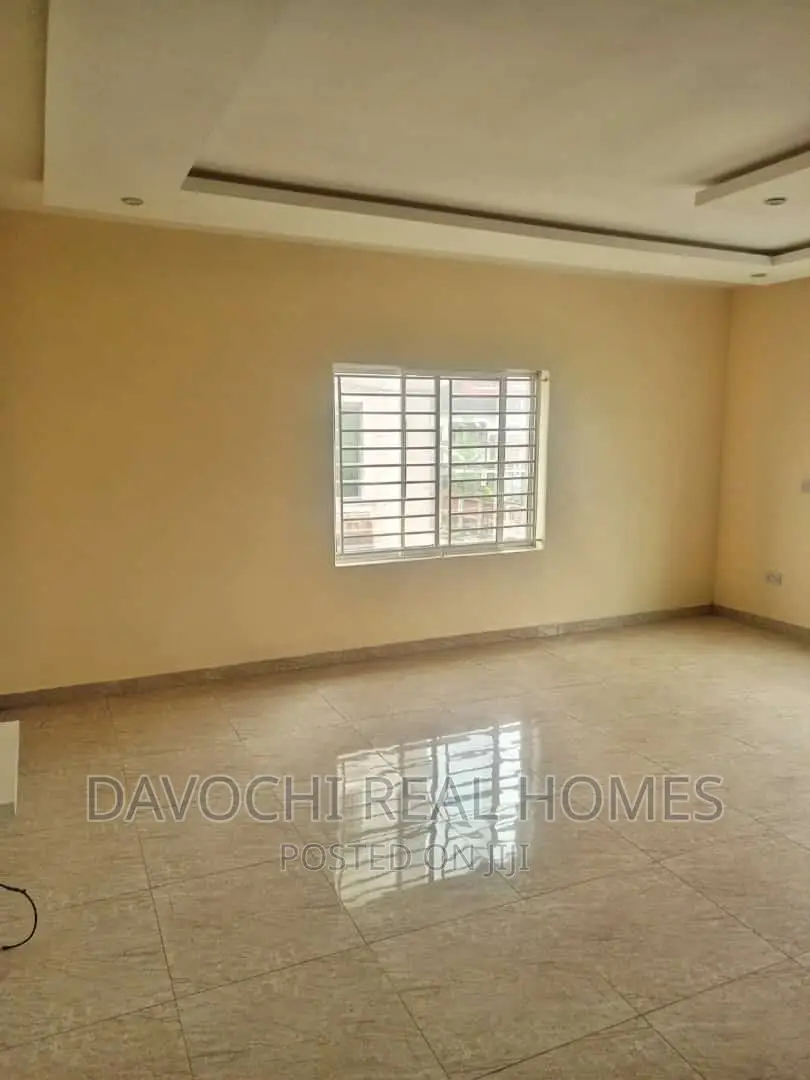 2bdrm Apartment in Chevron Drive, Lekki for rent in Lekki