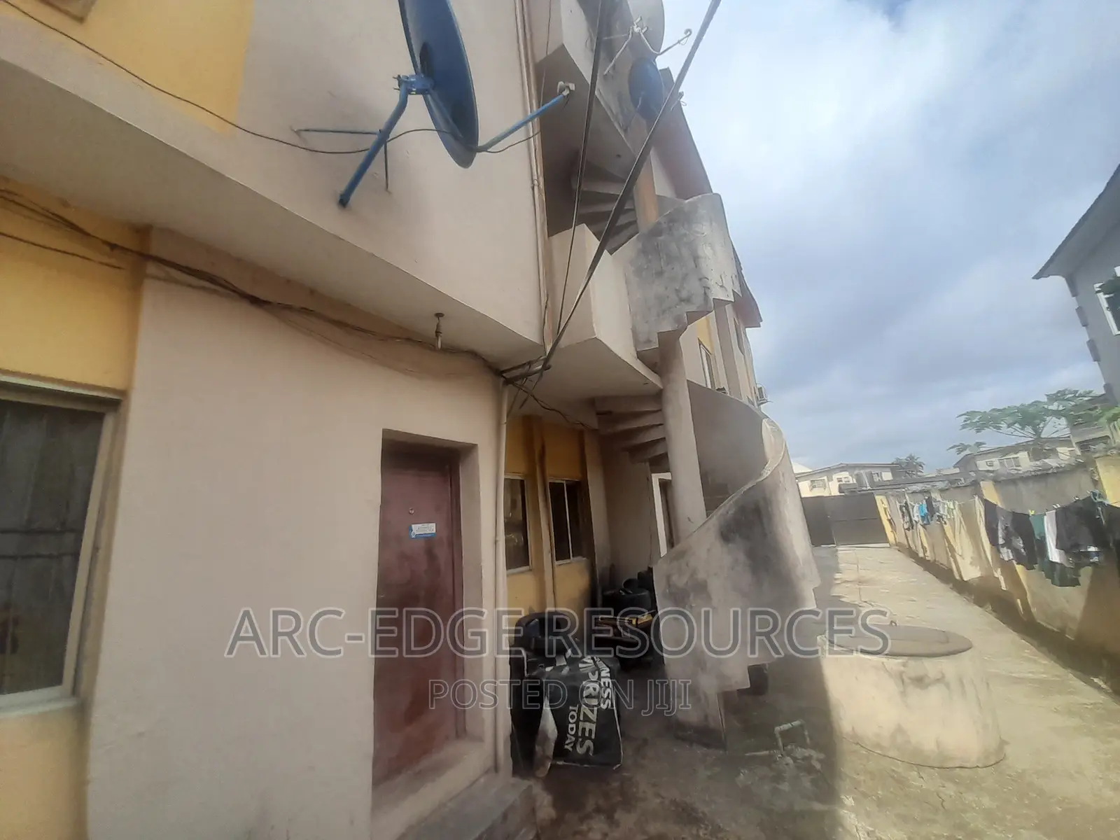 3bdrm Block of Flats in Ago Palace for rent in Ago Palace