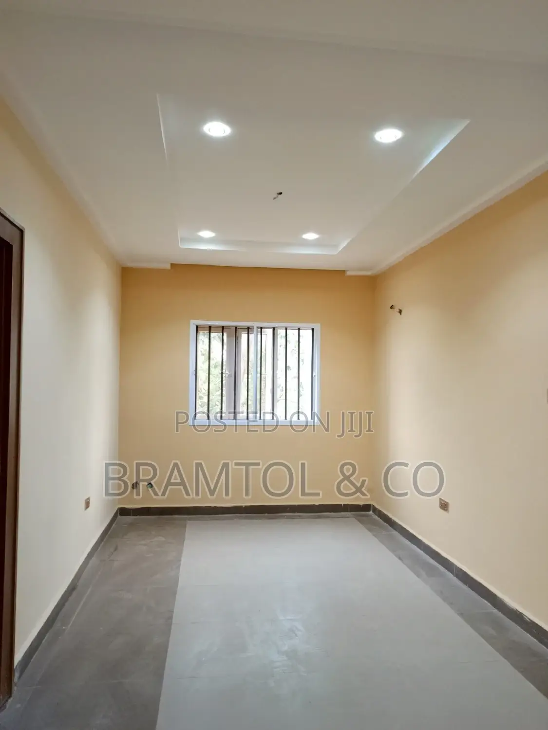 2bdrm Block of Flats in Durumi for rent in Durumi