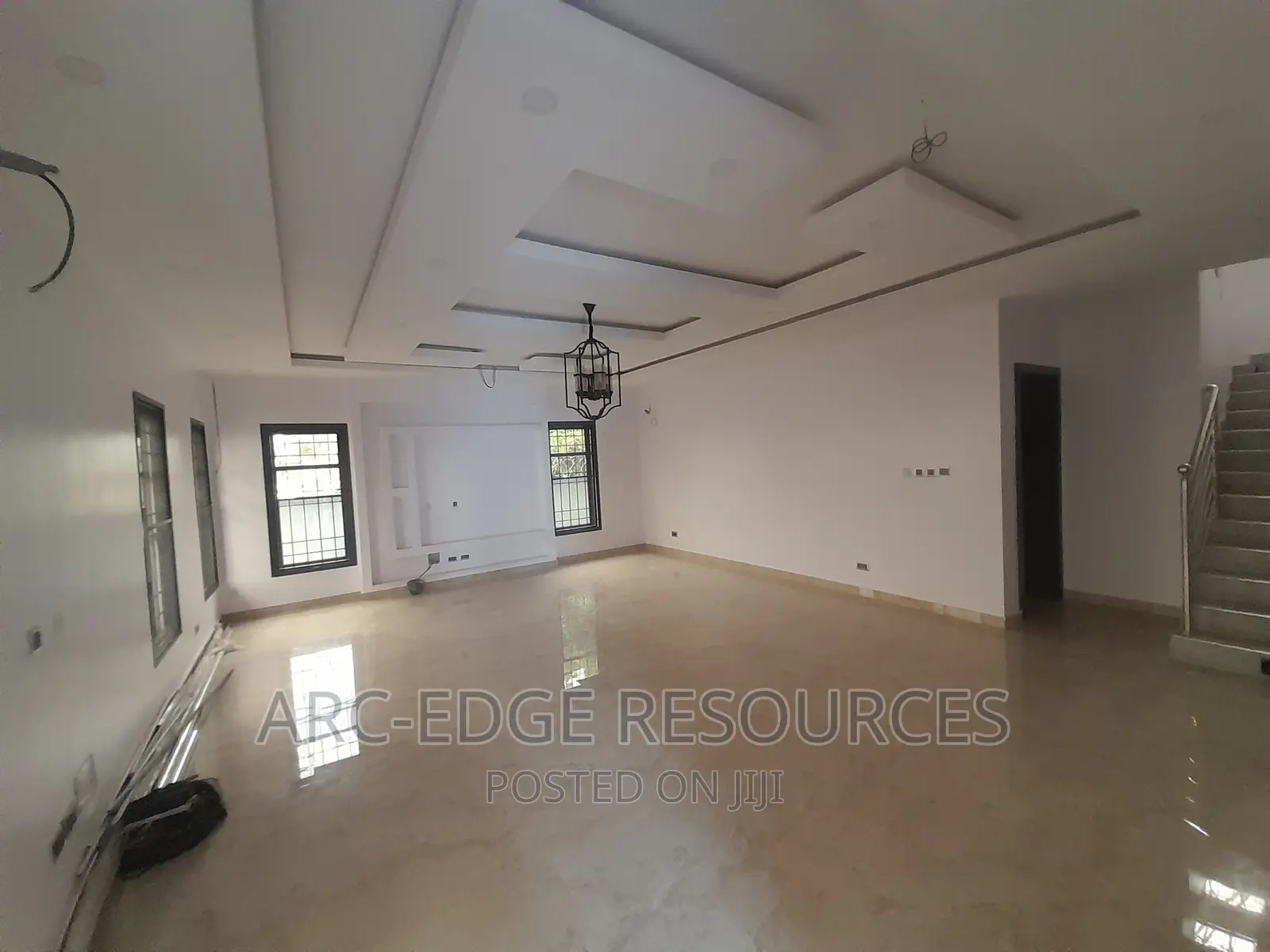 6bdrm Duplex in Ago Palace for sale in Ago Palace