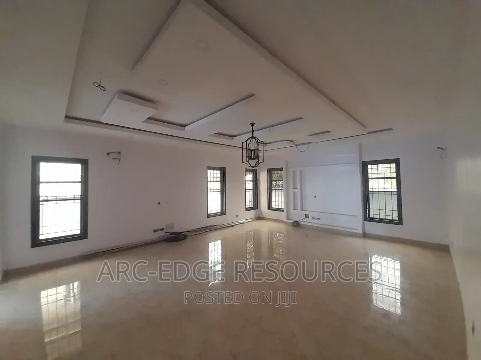 6bdrm Duplex in Ago Palace for sale in Ago Palace