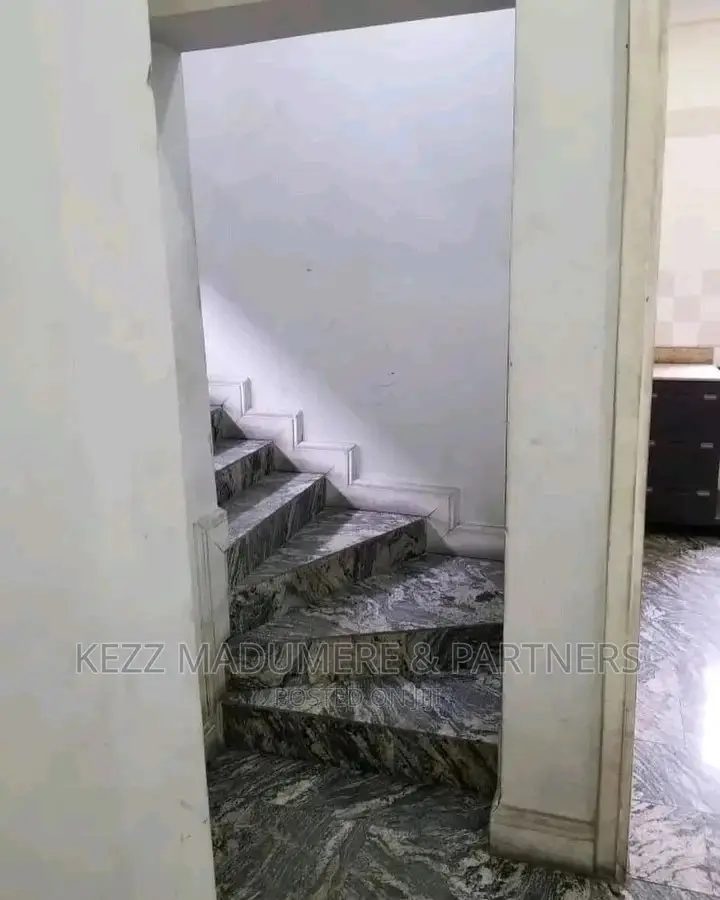 4bdrm Duplex in Dr Peter Odili, Port for sale in Port-Harcourt