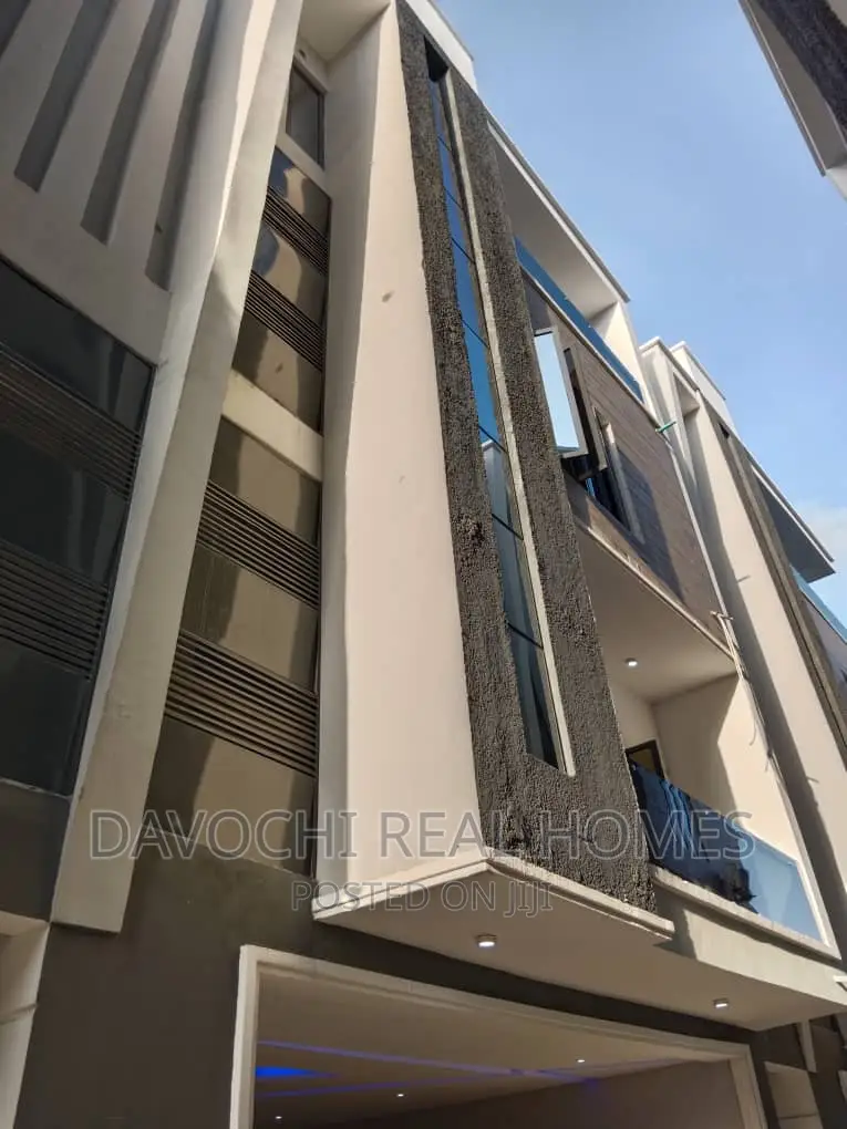 4bdrm Duplex in Chevron Drive, Lekki for rent in Lekki