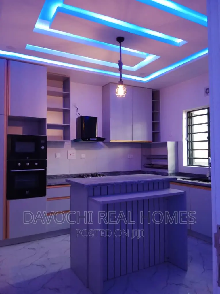 4bdrm Duplex in Chevron Drive, Lekki for rent in Lekki
