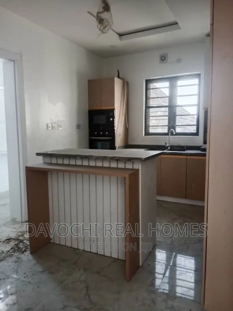3bdrm Apartment in Chevron Drive, Lekki for rent in Lekki