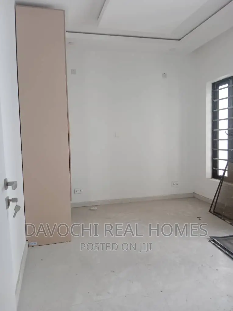 3bdrm Apartment in Chevron Drive, Lekki for rent in Lekki