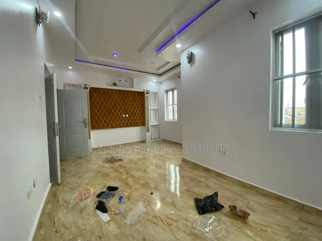 Furnished 3bdrm Duplex in Olowora, Omole Phase 2 for sale in Omole Phase 2