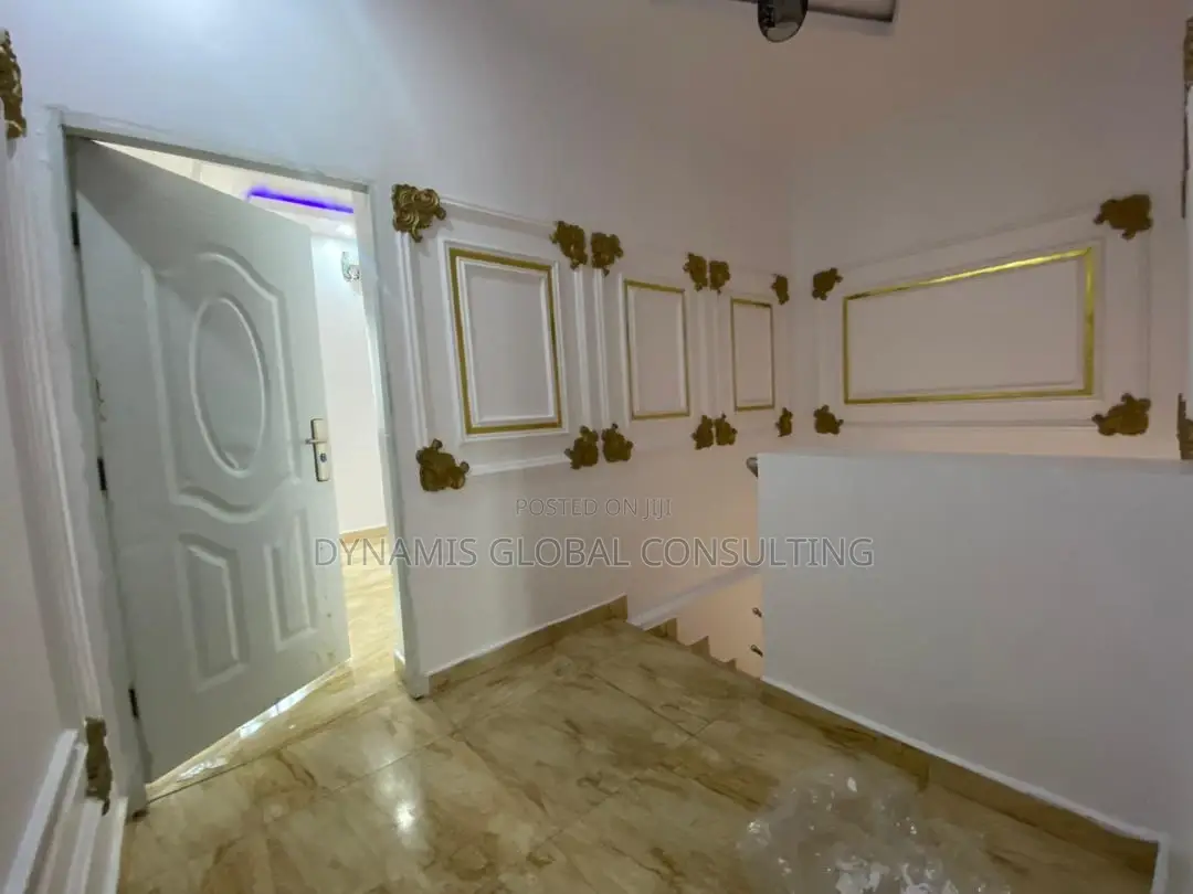 Furnished 3bdrm Duplex in Olowora, Omole Phase 2 for sale in Omole Phase 2