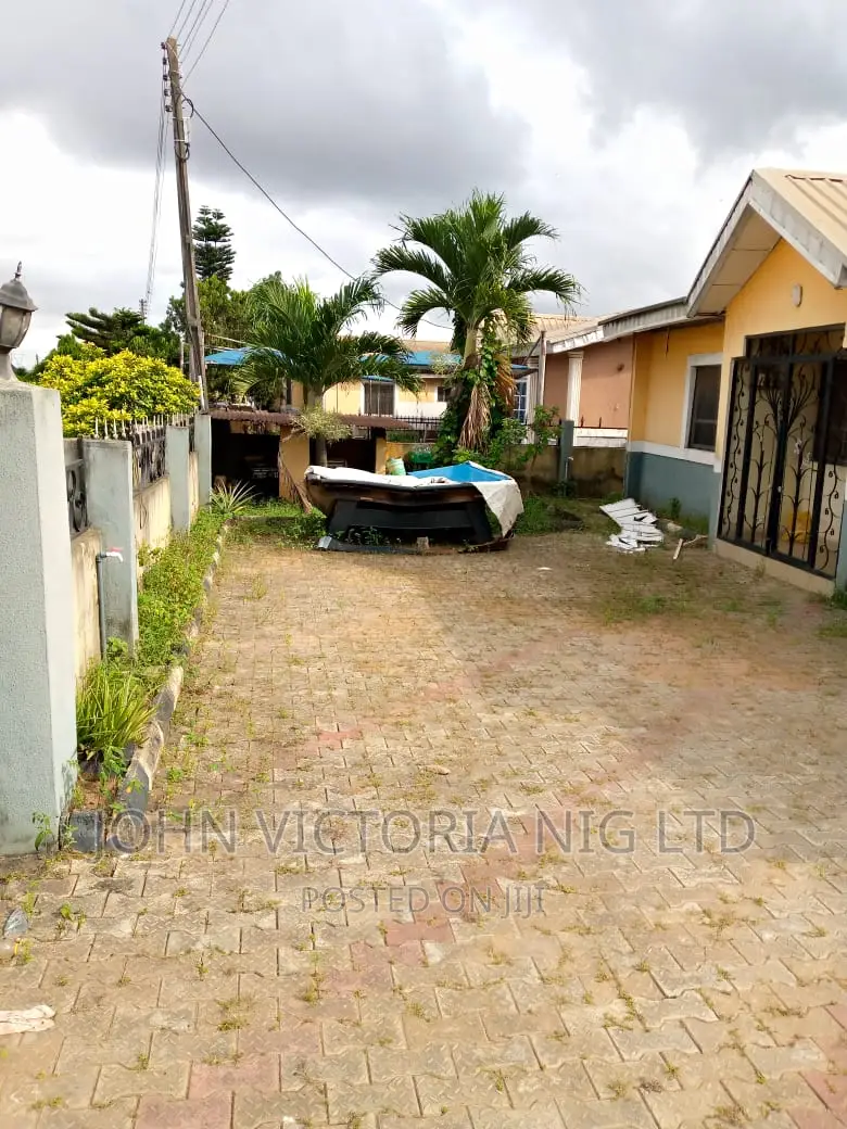 3bdrm Bungalow in Diamond, Isheri / Egbe Idimu for sale in Isheri / Egbe Idimu