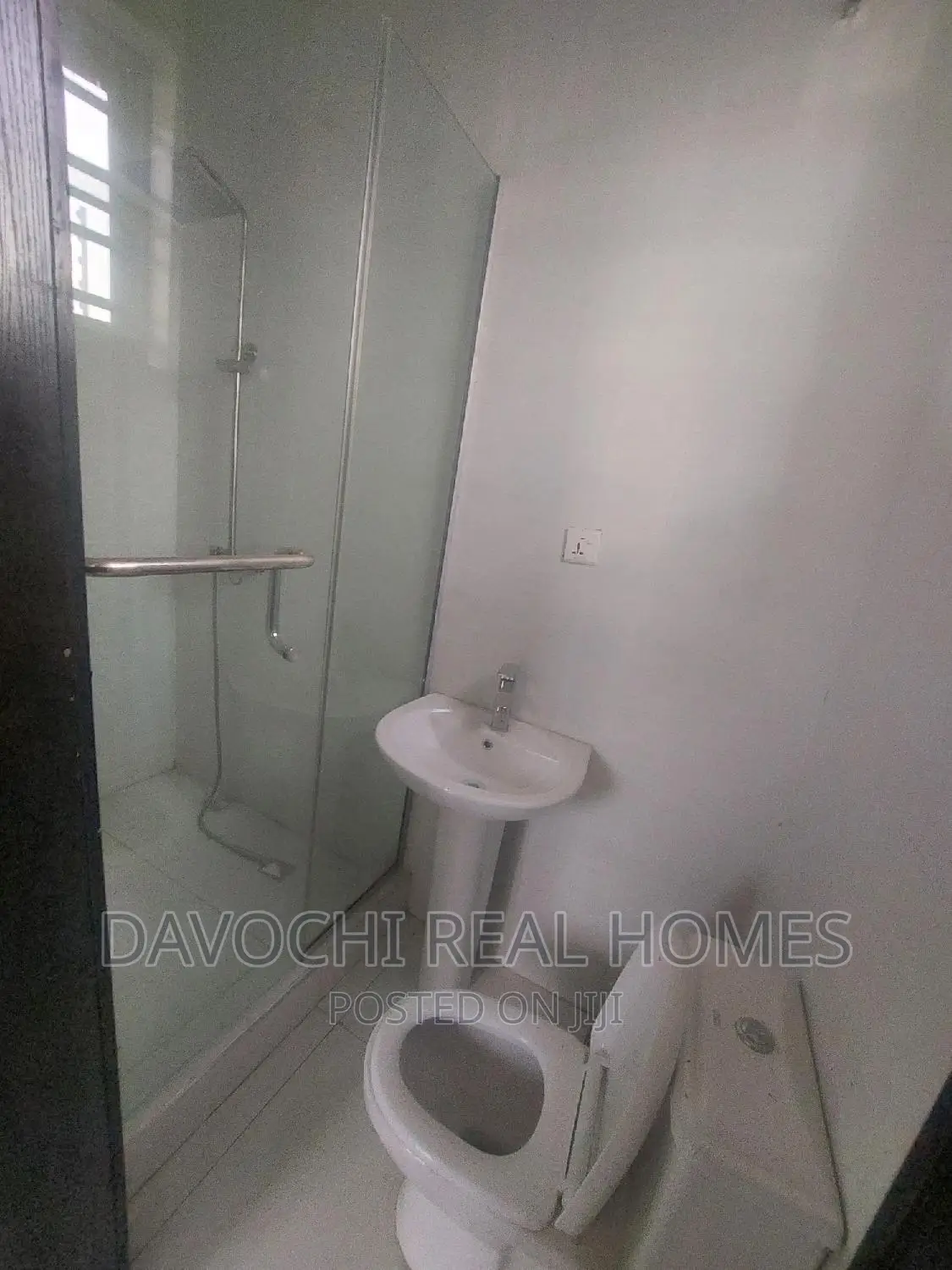 4bdrm Duplex in Chevron, Lekki for rent in Lekki