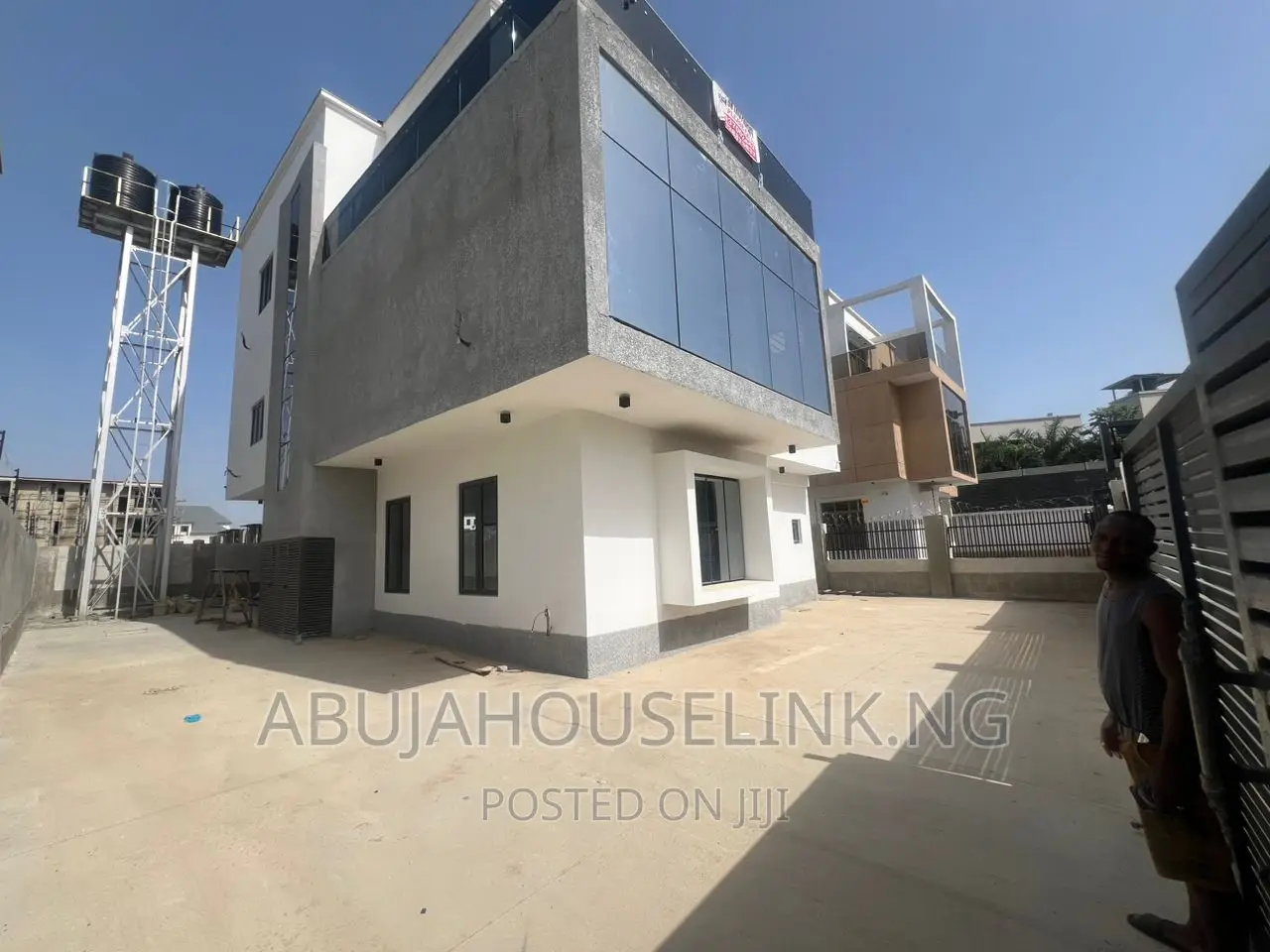 4bdrm Duplex in Guzape Abuja for sale in Guzape District