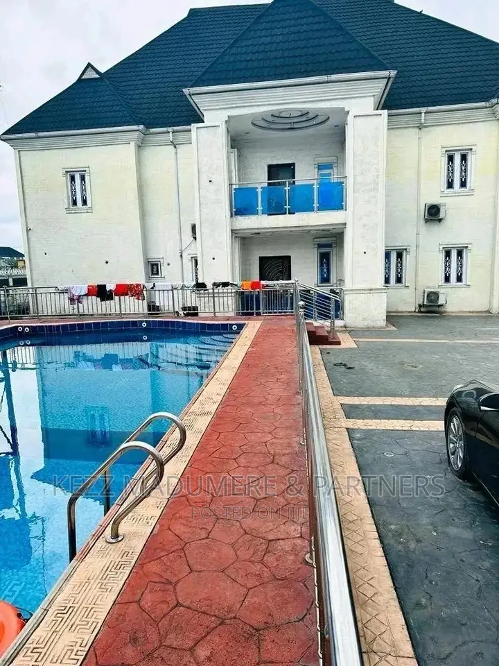 6bdrm Duplex in New Gra, Port for sale in GRA Phase 3 / Port-Harcourt