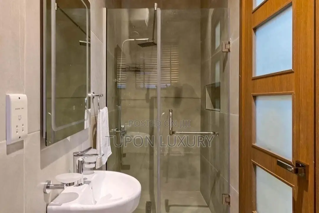 Beautiful 2bedroom Smart Home With Snooker, Pool and Gym in Lekki Phase 1
