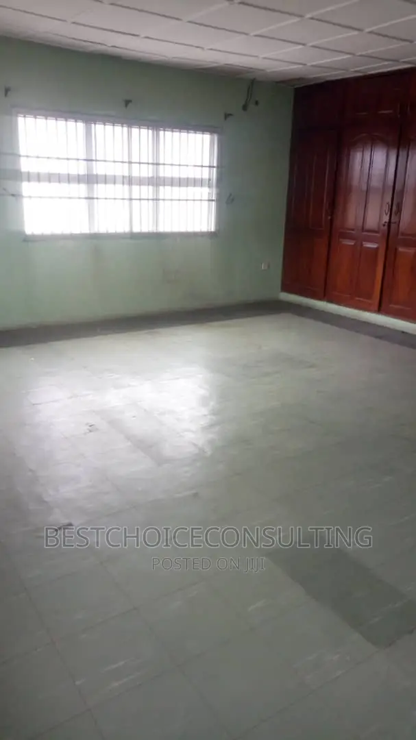 5bdrm Bungalow in Akoju, Ibadan for sale in Ibadan