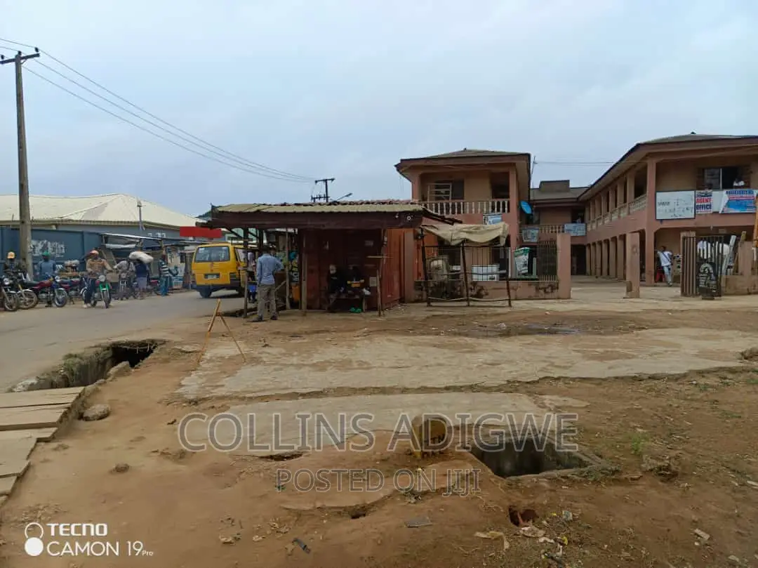 Newly Built 35 Units Shops in a Plaza -Lasu-Isheri Road in Iseri Olofin