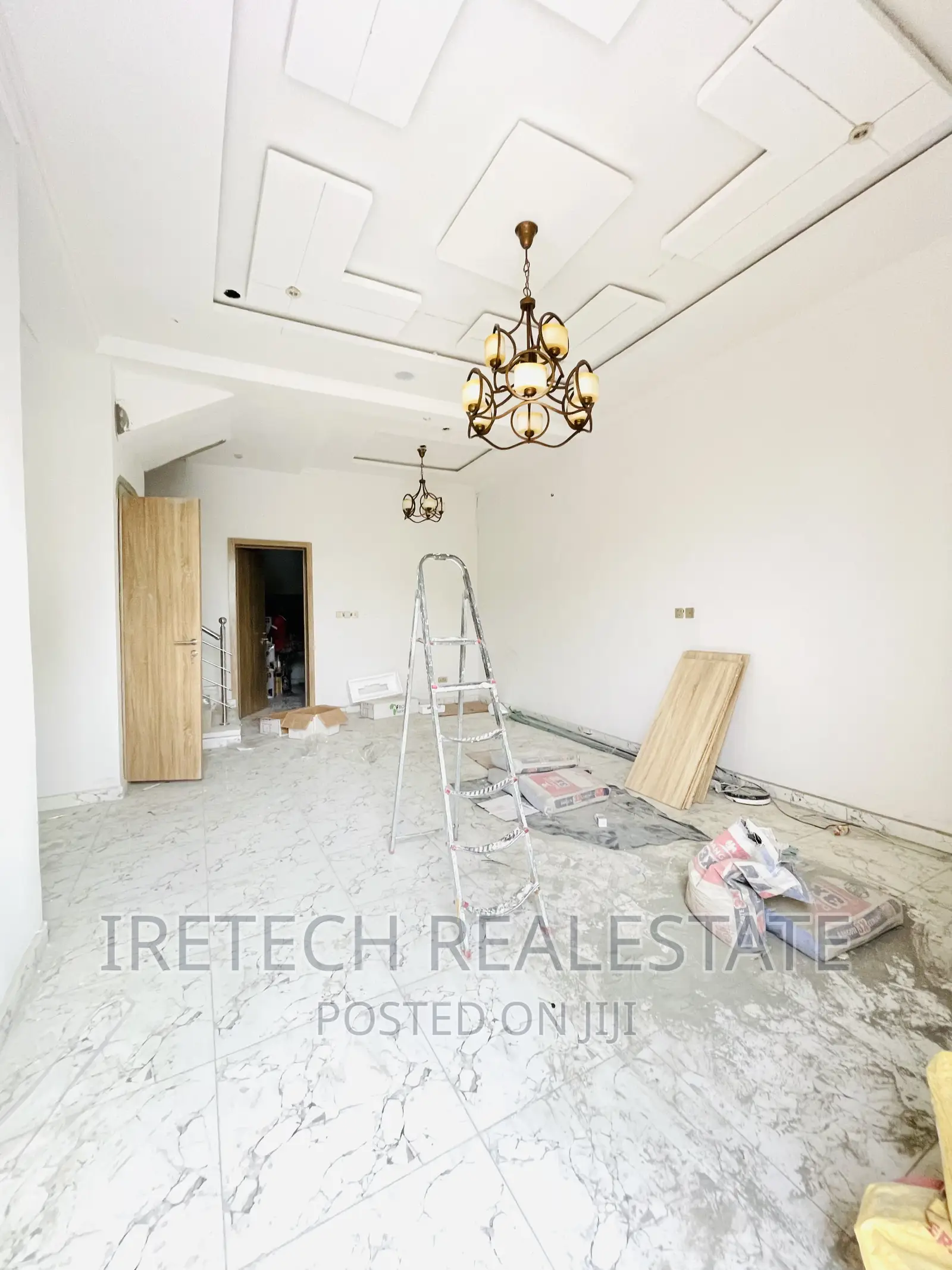 5bdrm Duplex in Ajah Skymall Axis, Lekki for sale in Lekki