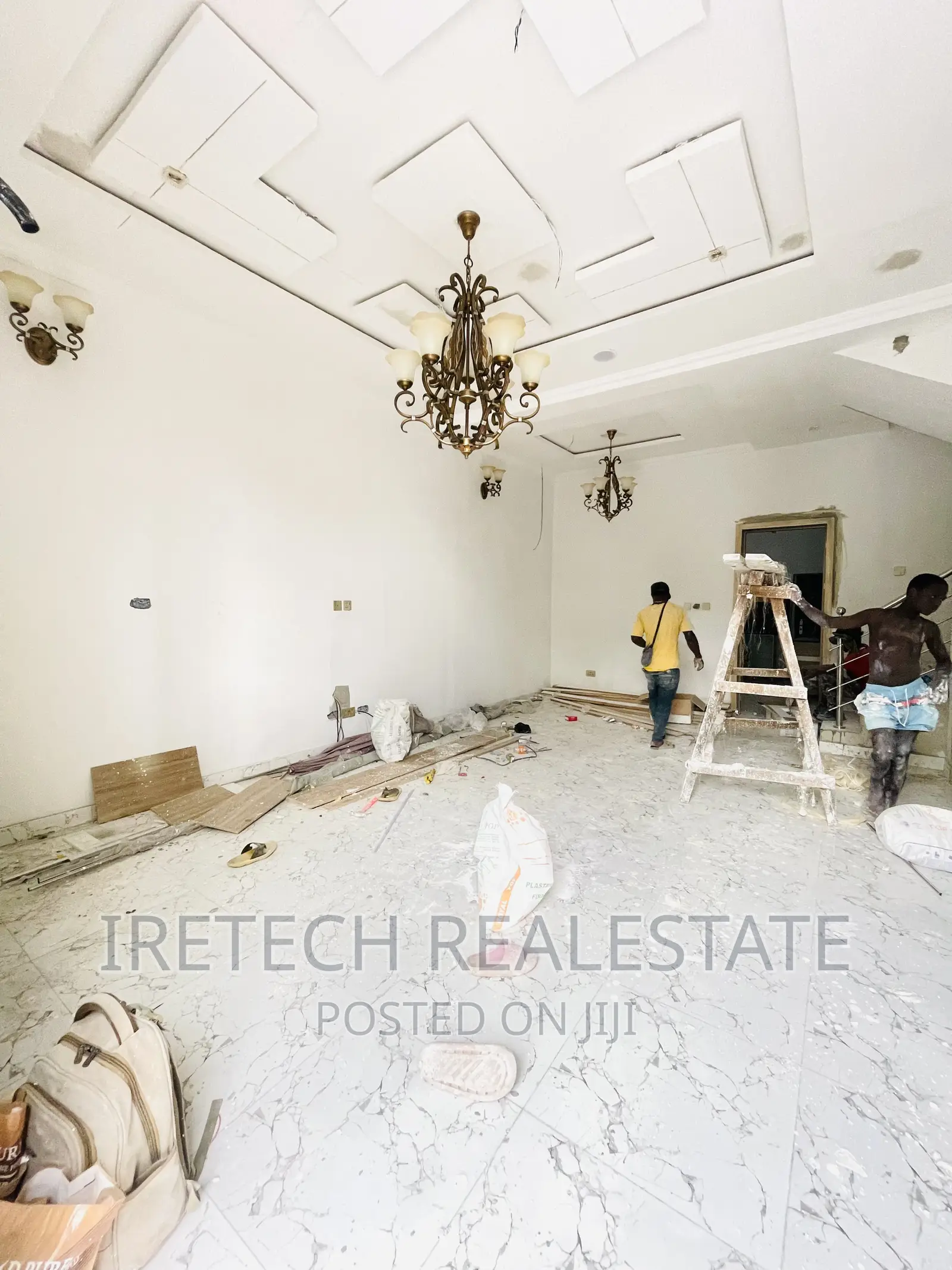 5bdrm Duplex in Ajah Skymall Axis, Lekki for sale in Lekki