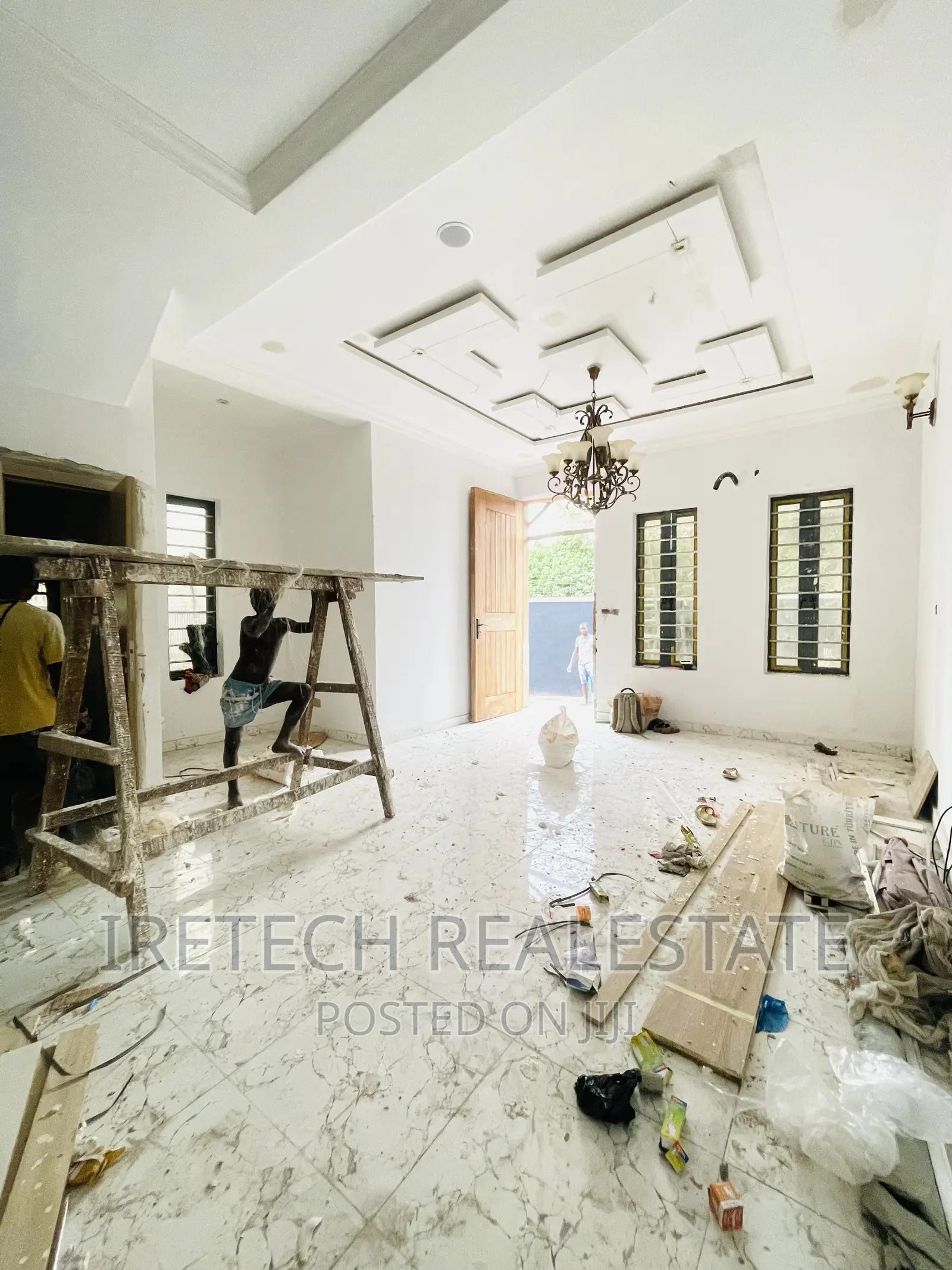 5bdrm Duplex in Ajah Skymall Axis, Lekki for sale in Lekki