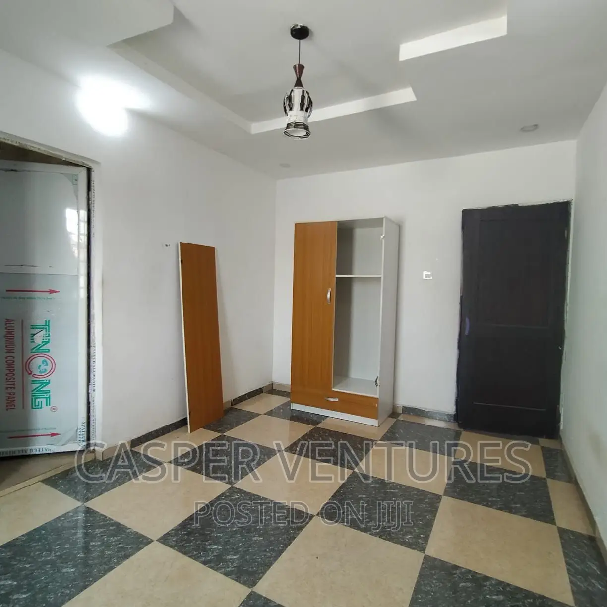 2bdrm Apartment in Igboefon for rent in Igbo-efon