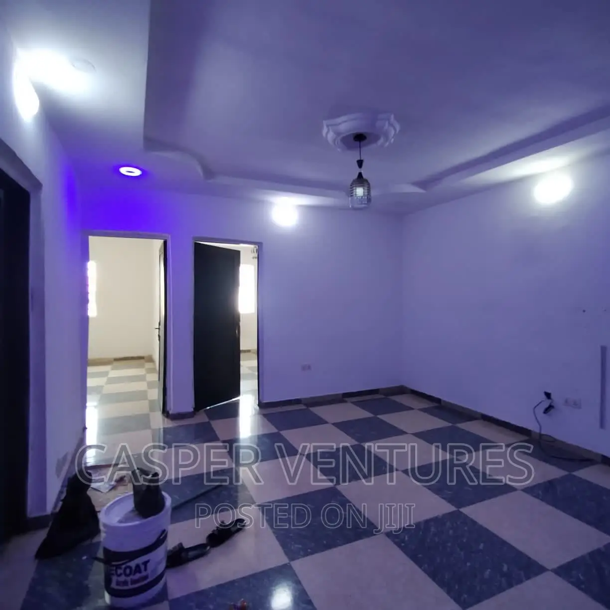 2bdrm Apartment in Igboefon for rent in Igbo-efon