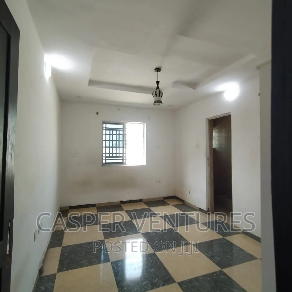 2bdrm Apartment in Igboefon for rent in Igbo-efon