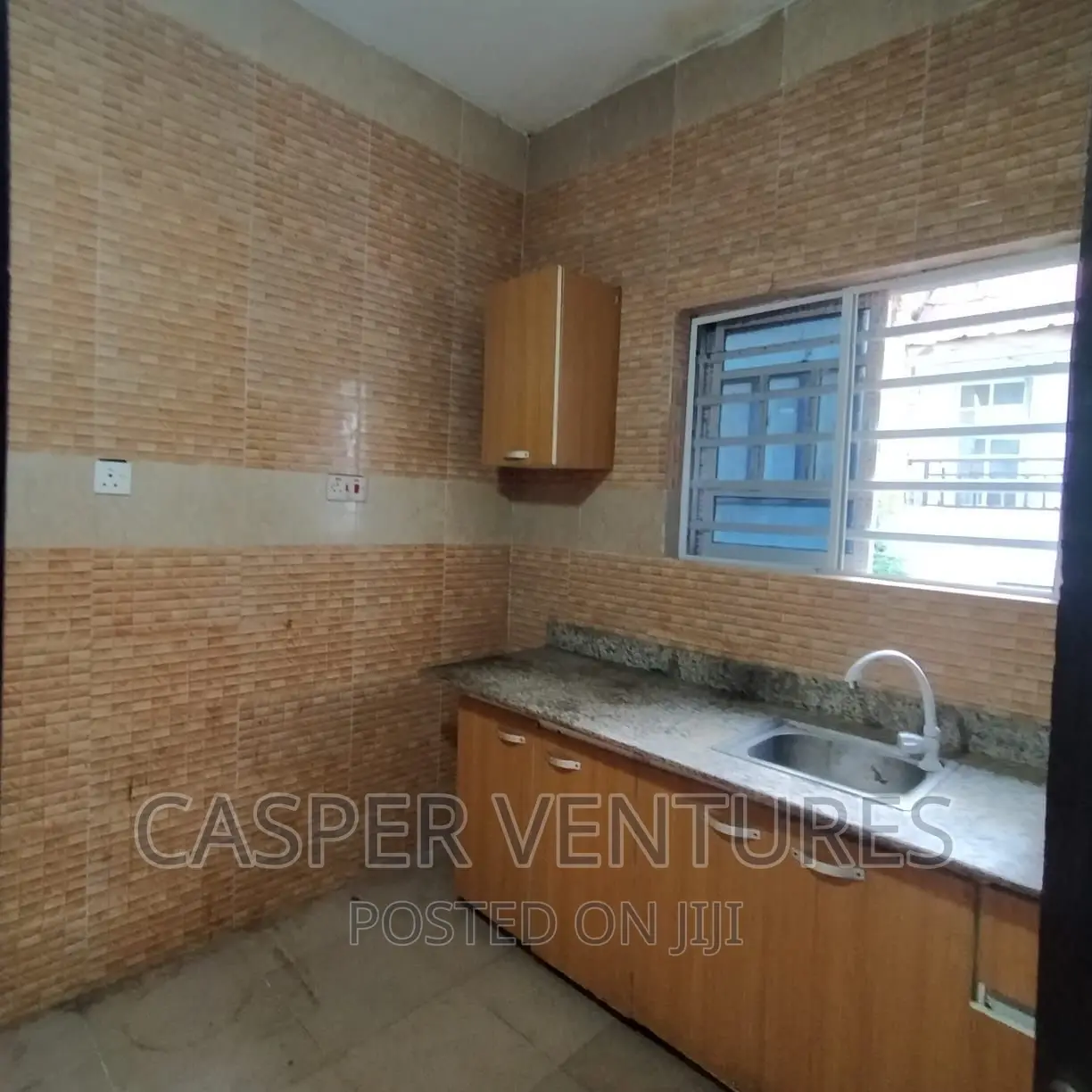2bdrm Apartment in Igboefon for rent in Igbo-efon