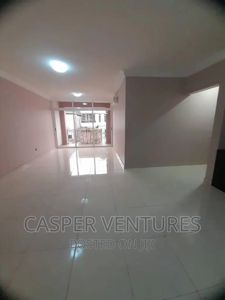 3bdrm Apartment in Chevron for rent in Chevron