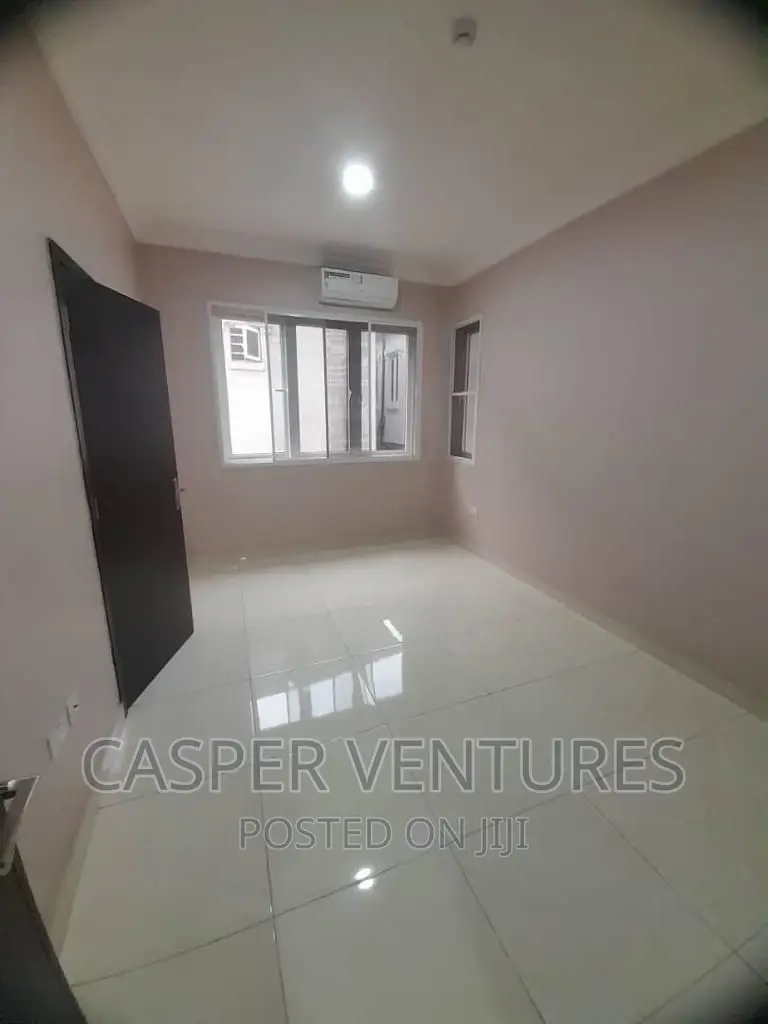 3bdrm Apartment in Chevron for rent in Chevron