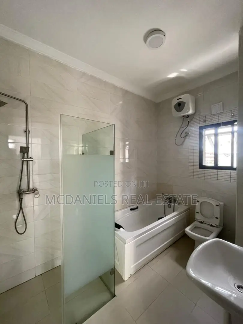 3bdrm House in Lekki, Ahmadu Bello Way for rent in Ahmadu Bello Way