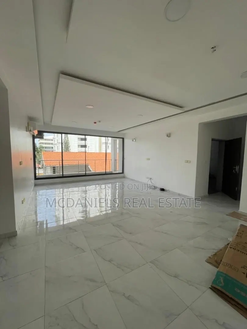 3bdrm House in Lekki, Ahmadu Bello Way for rent in Ahmadu Bello Way