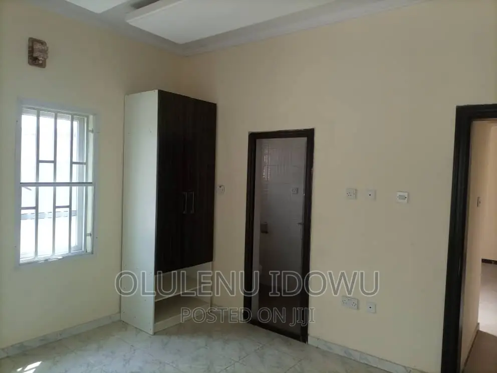 Furnished 3bdrm Block of Flats in Alimosho for sale in Alimosho