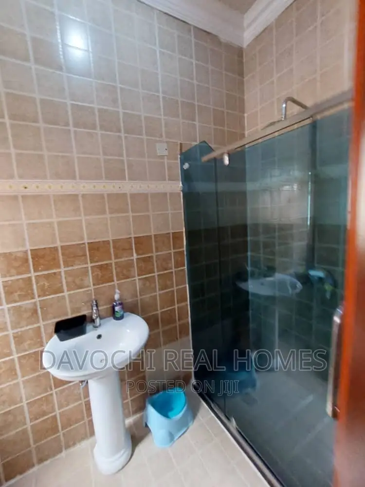 3bdrm Apartment in Chevron Drive, Lekki for rent in Lekki
