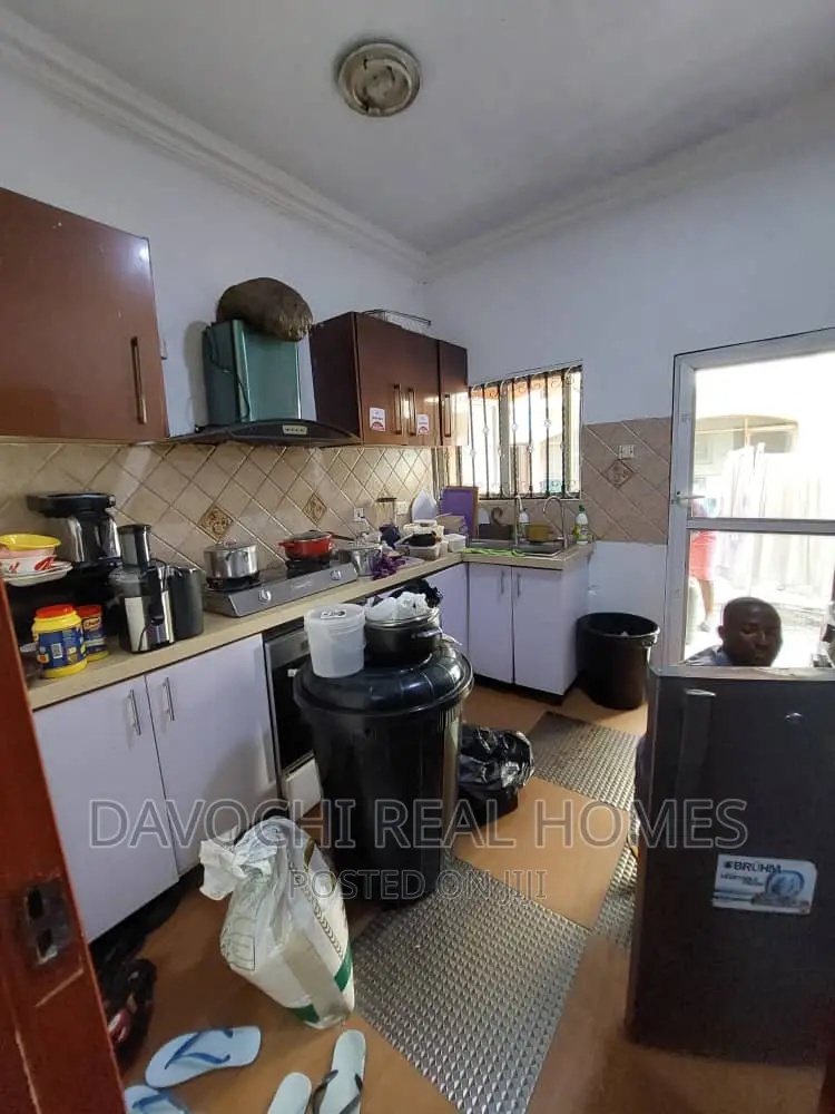 3bdrm Apartment in Chevron Drive, Lekki for rent in Lekki