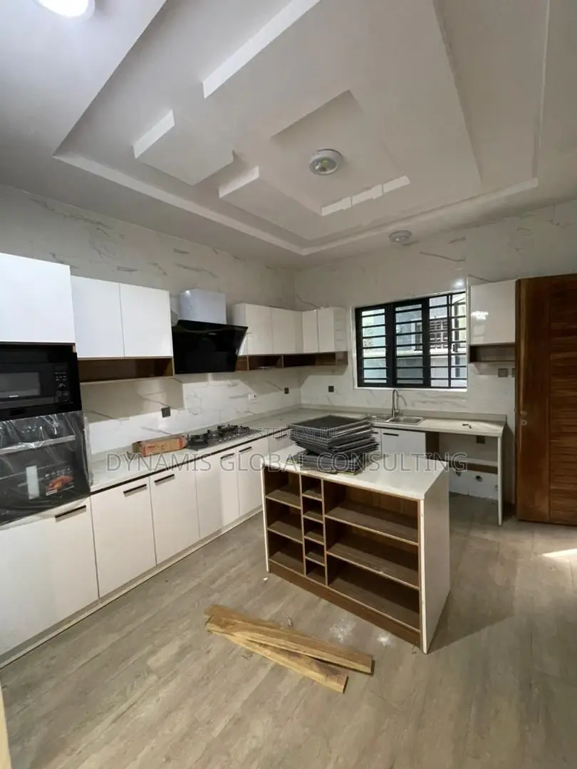 Furnished 3bdrm Duplex in Magodo Phase 2, for sale in GRA Phase 2 Shangisha