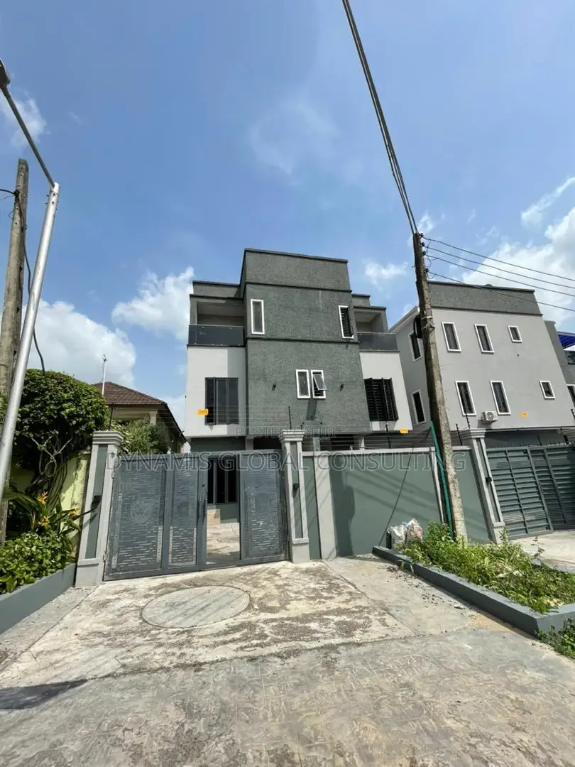 Furnished 3bdrm Duplex in Magodo Phase 2, for sale in GRA Phase 2 Shangisha