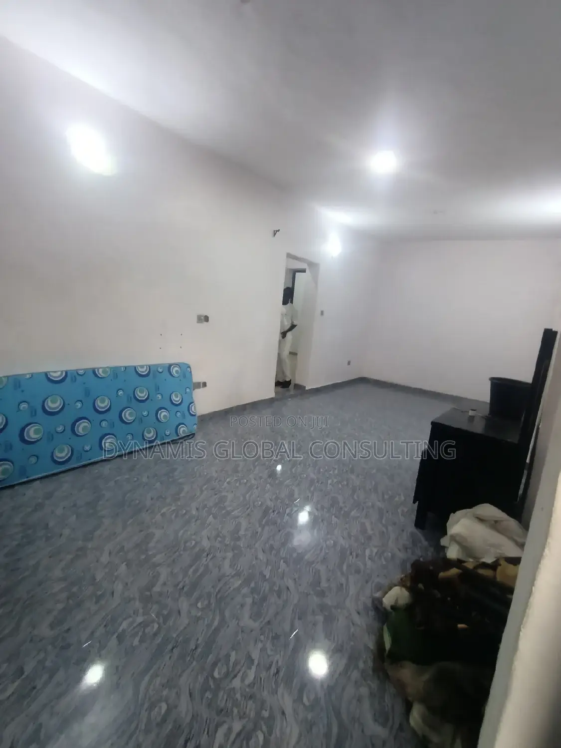 Furnished 3bdrm Block of Flats in Magodo Phase2 Gra for rent in GRA Phase 2 Shangisha