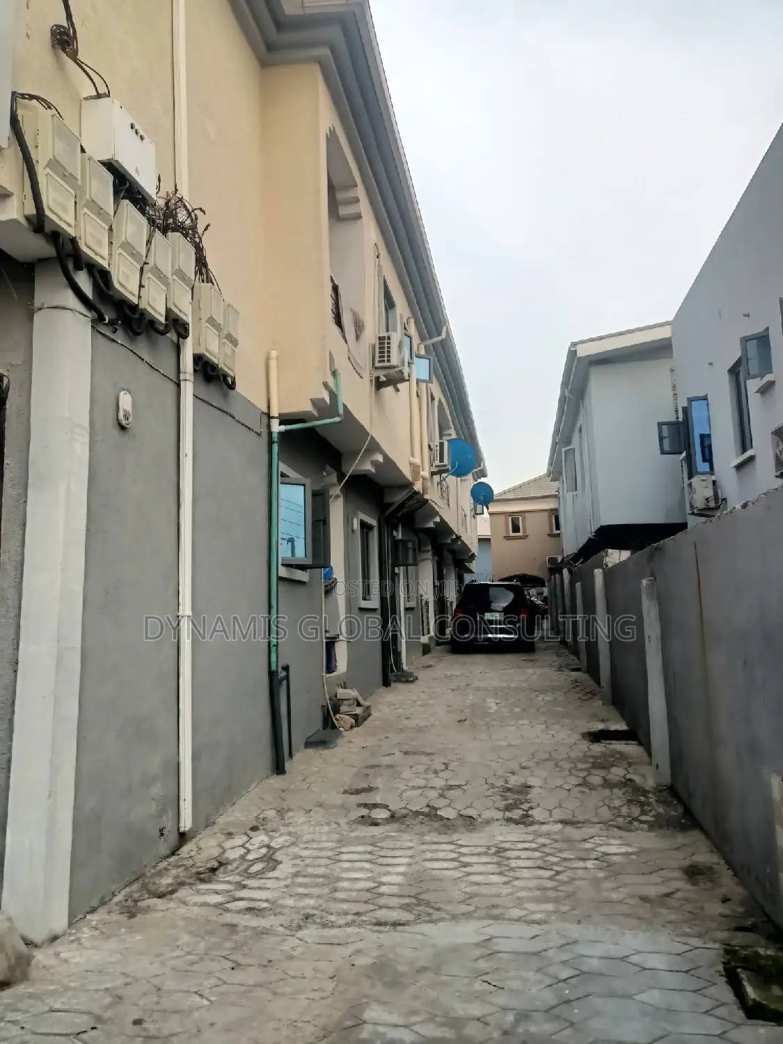 Furnished 3bdrm Block of Flats in Magodo Phase2 Gra for rent in GRA Phase 2 Shangisha
