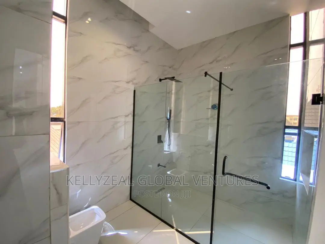 6bdrm Duplex in Garwood Estate, Lekki for sale in Lekki