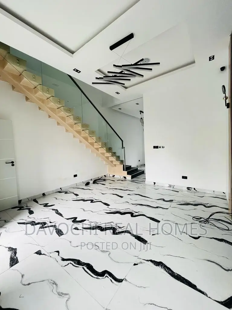 4bdrm Duplex in Ikate, Lekki for rent in Lekki