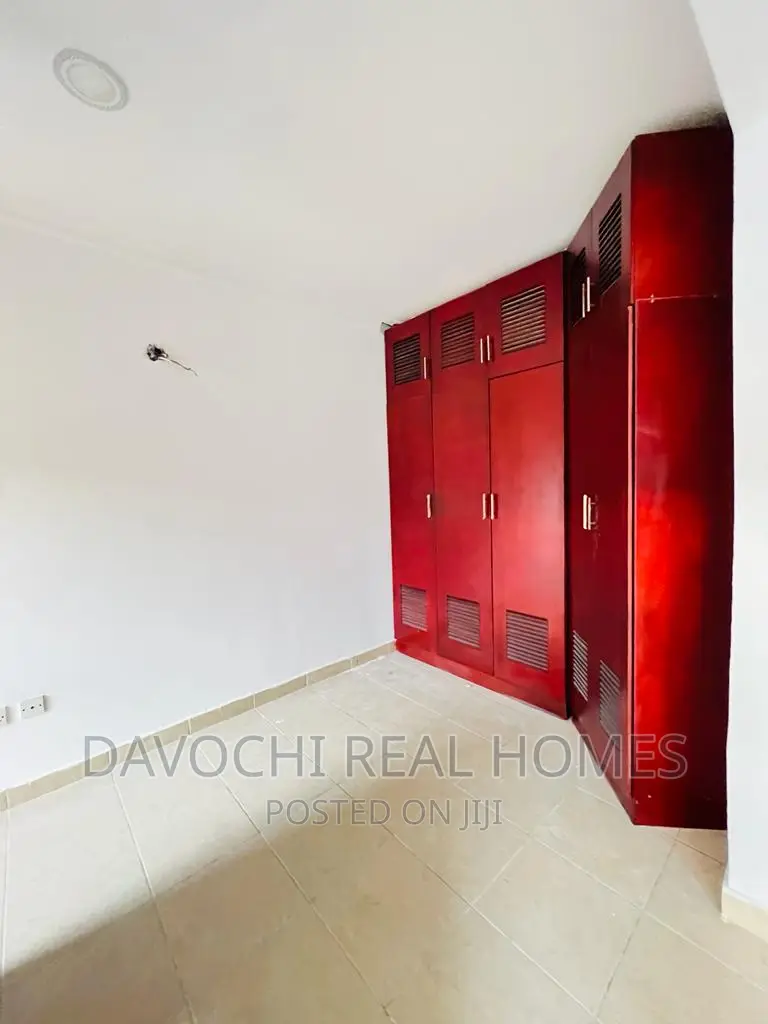 5bdrm Duplex in Chevron, Lekki for rent in Lekki