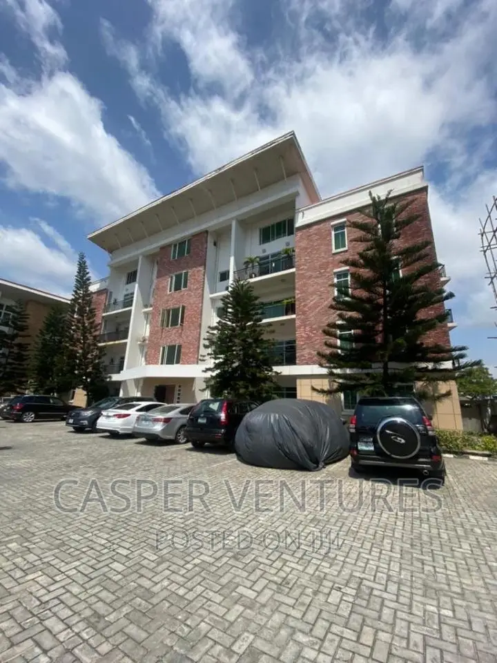 2bdrm Penthouse in Phase 1 for rent in Lekki Phase 1