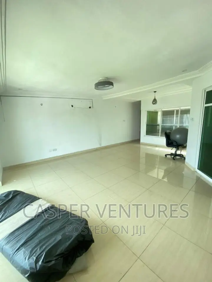 2bdrm Penthouse in Phase 1 for rent in Lekki Phase 1