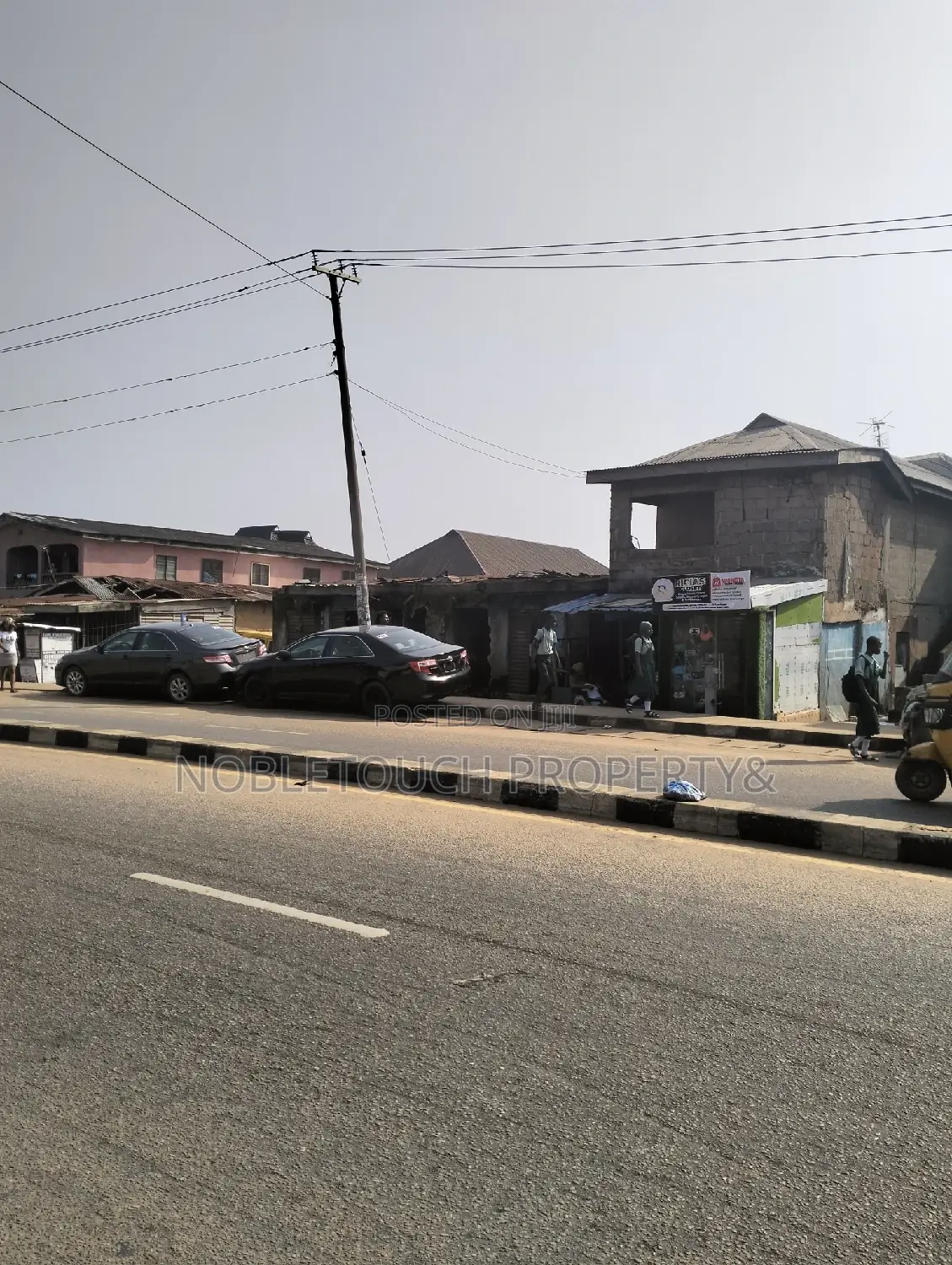 A Commercial Full Plot of Land Along the Major Rd at Igando in Igando / Ikotun/Igando