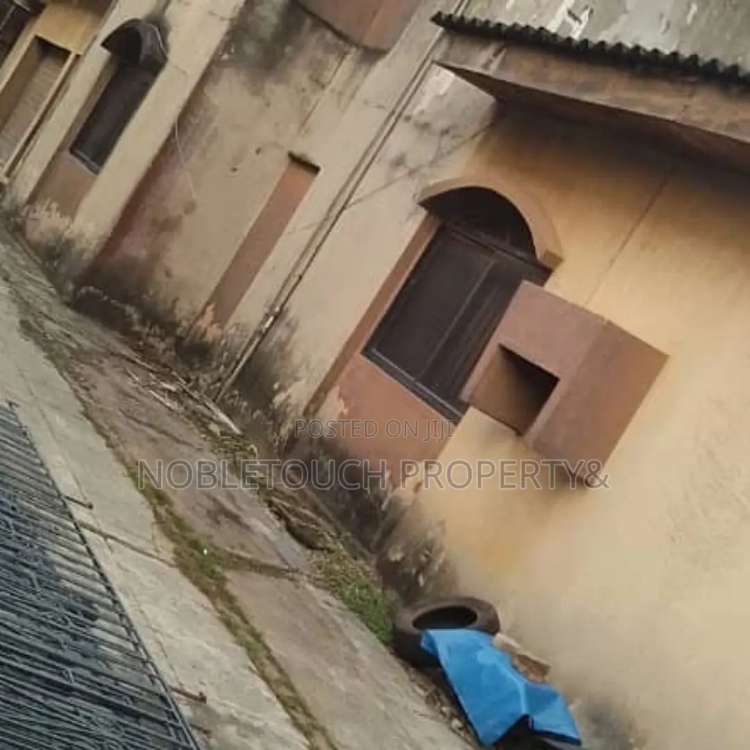 6bdrm Block of Flats in Ikotun Egbe Lagos for sale in Egbe / Ikotun/Igando