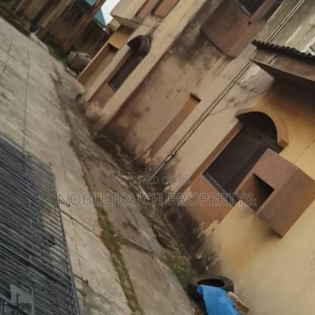 6bdrm Block of Flats in Ikotun Egbe Lagos for sale in Egbe / Ikotun/Igando